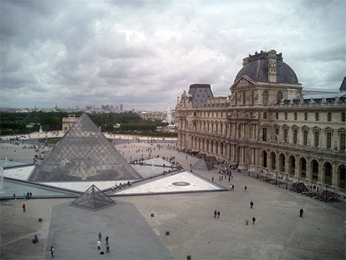 Louvre (© Tobias Matkowitz)