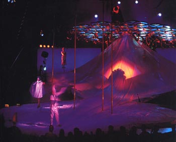Cirque du Soleil - Saltimbanco (© Cirque du Soleil)