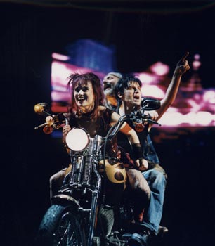 "We Will Rock You" Musical (© Hardy Müller)