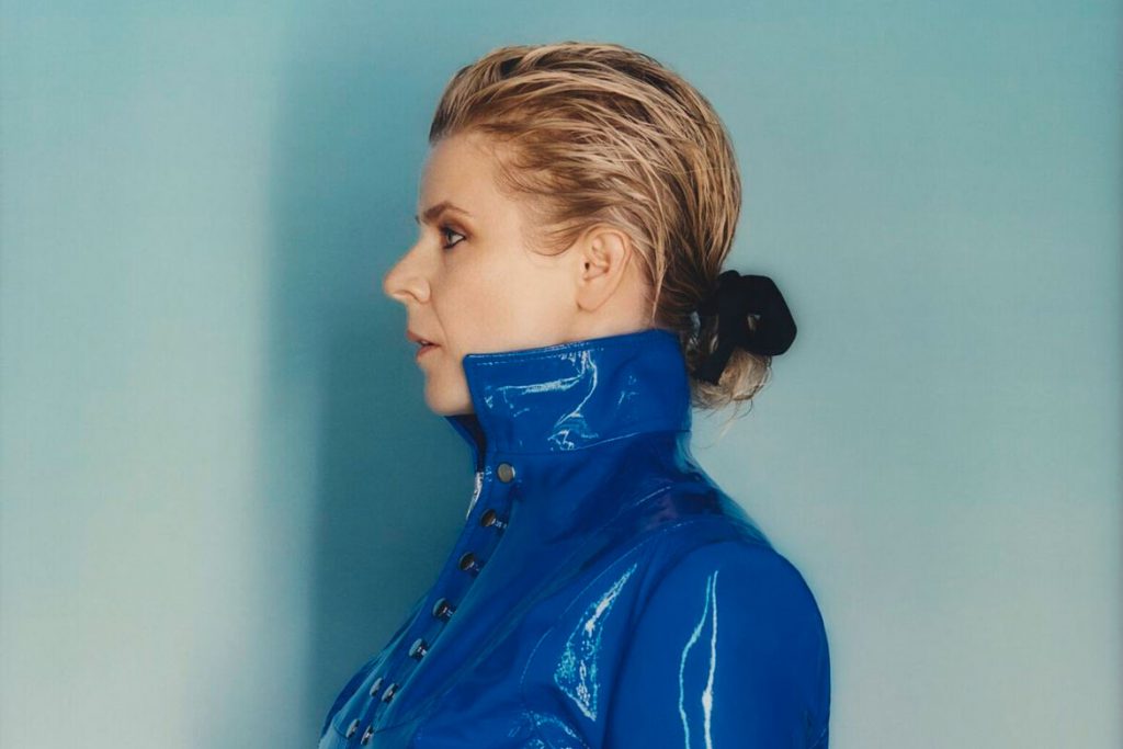 Robyn (Foto: © Mark Peckmezian)