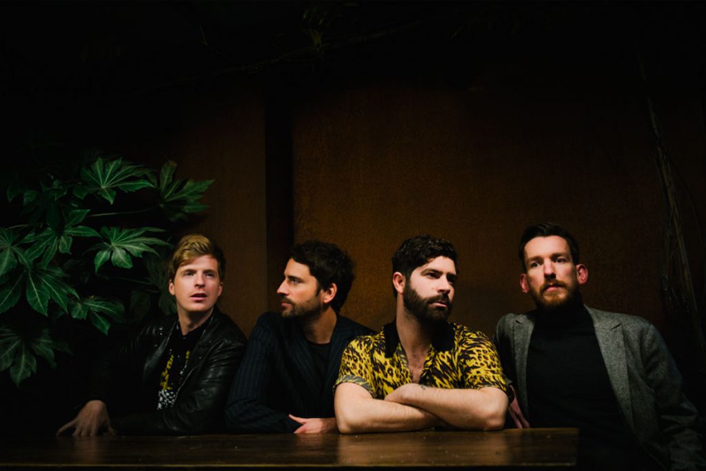 Foals (Foto: © Alex Knowles)