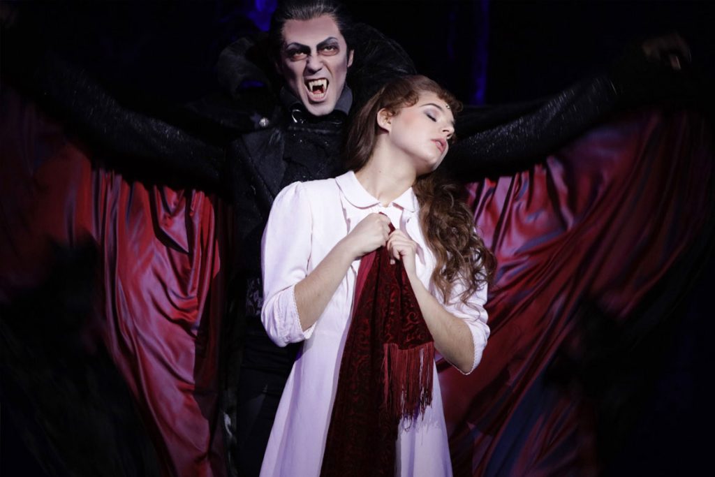 "Tanz der Vampire" in Oberhausen - Szenenbild (© Stage Entertainment)
