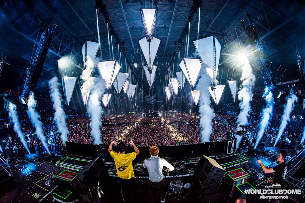 Dimitri Vegas & Like Mike bei der BigCityBeats WORLD CLUB DOME Winter Edition 2020 (© Stijn DeGrauwe / BigCityBeats WORLD CLUB DOME)