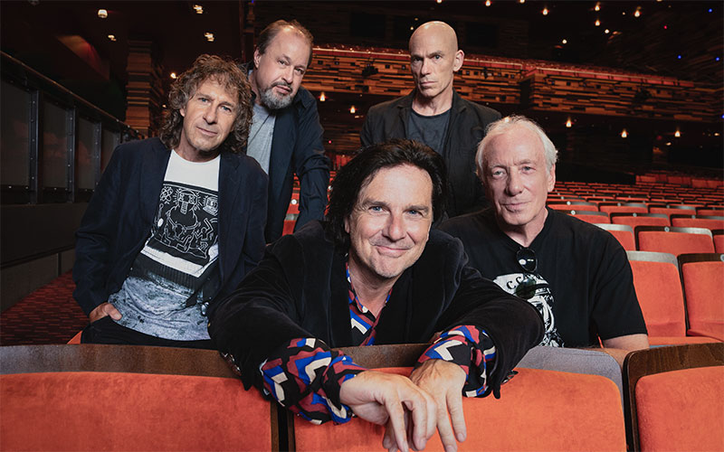 Marillion (© earMUSIC / Foto: Anne-Marie Forker)