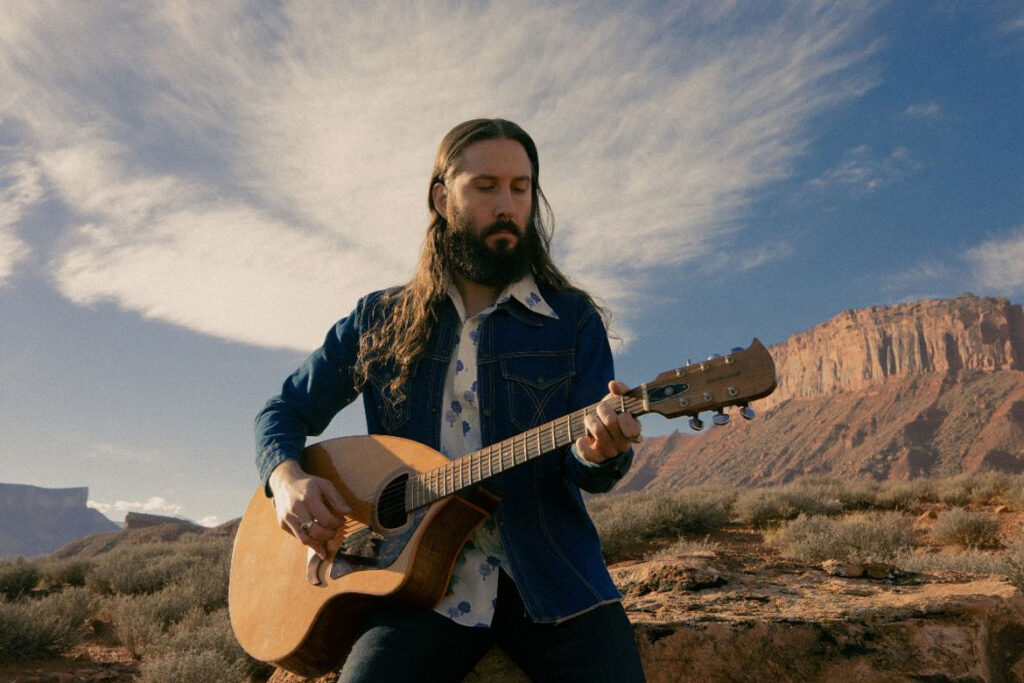 Avi Kaplan (© Breanna Fish)