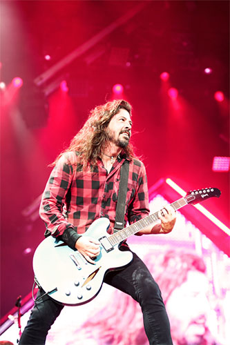 Foo Fighters live (© Thomas Rabsch)