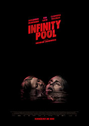 "Infinity Pool" Filmplakat (© Universal Pictures)
