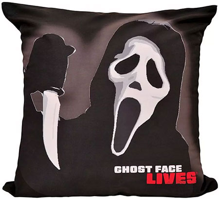 Scream-Kissenhülle mit "Ghost Face Lives"-Aufschrift von horror-shop.com