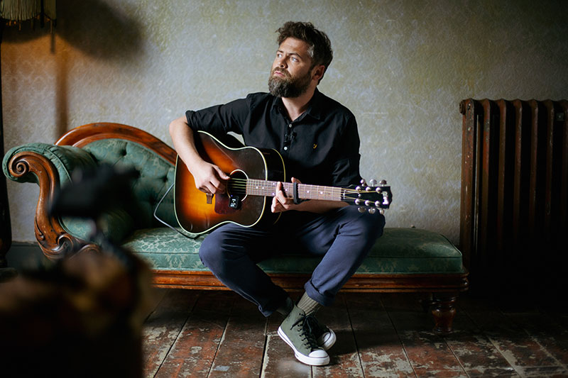 Passenger (© Mila Austin)