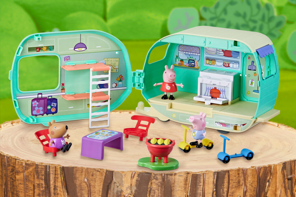 "Peppa Pig Peppas Wohnanhänger" (© Hasbro)