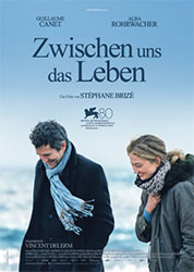 "Zwischen uns das Leben" Filmplakat (© Alamode Film)