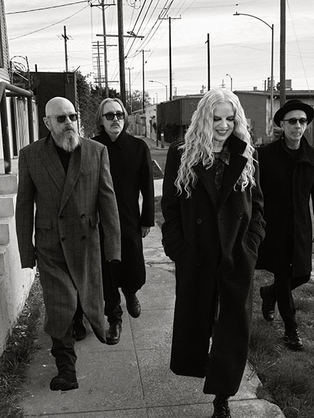 Garbage (© Joseph Cultice)