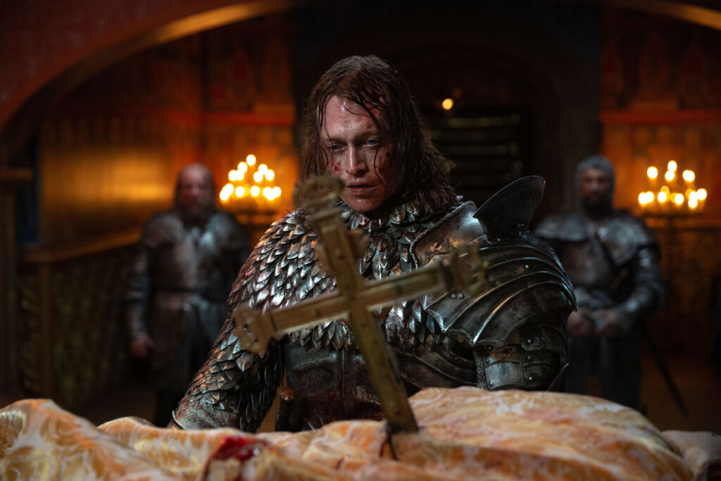 "Dracula – Die Auferstehung" Szenenbild (© PHOTO SHANNA BESSON © 2025 LBP - EUROPACORP - TF1 FILMS PRODUCTION - SND/ LEONINE Studios)