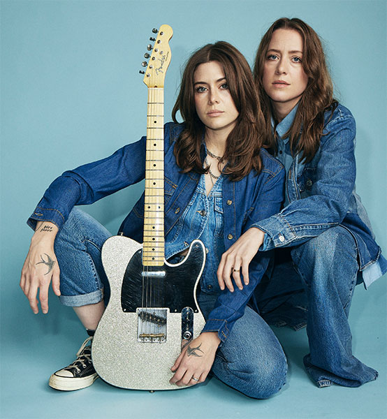 Larkin Poe (© Robby Klein)