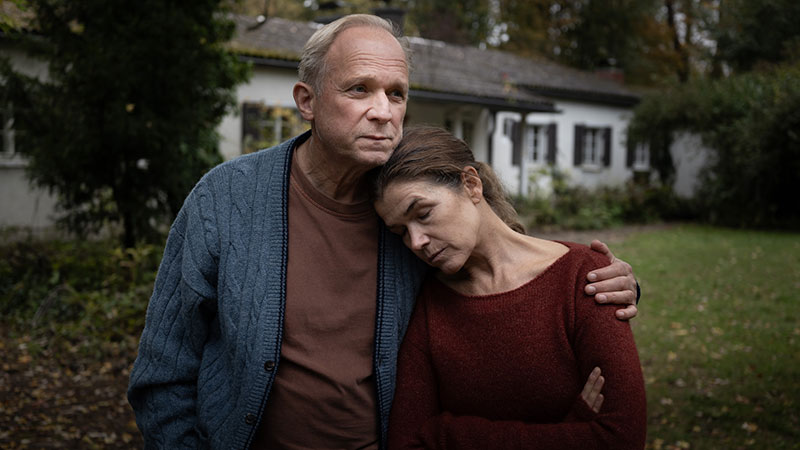 "Dann passiert das Leben" Szenenbild (© Majestic / Daniel Gottschalk)