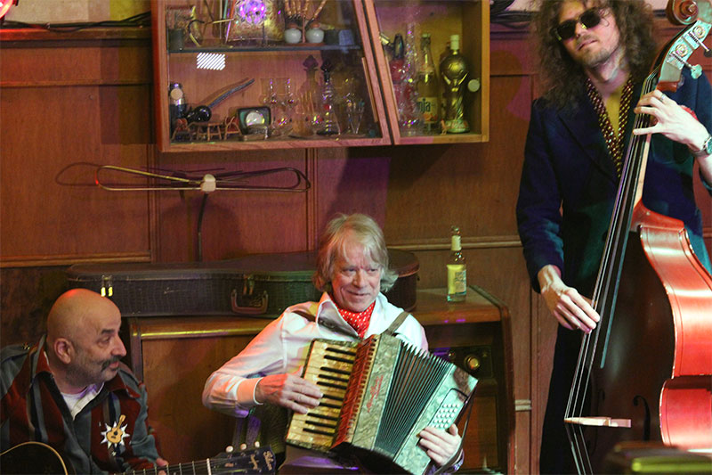 Helge Schneider und Band (© Tobias Matkowitz)