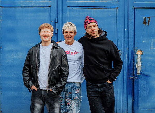 01099 (© Basti Mowka)