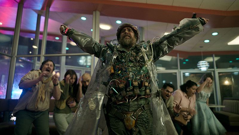 "Good Luck, Have Fun, Don't Die" Szenenbild (© Constantin Film Distribution GmbH)