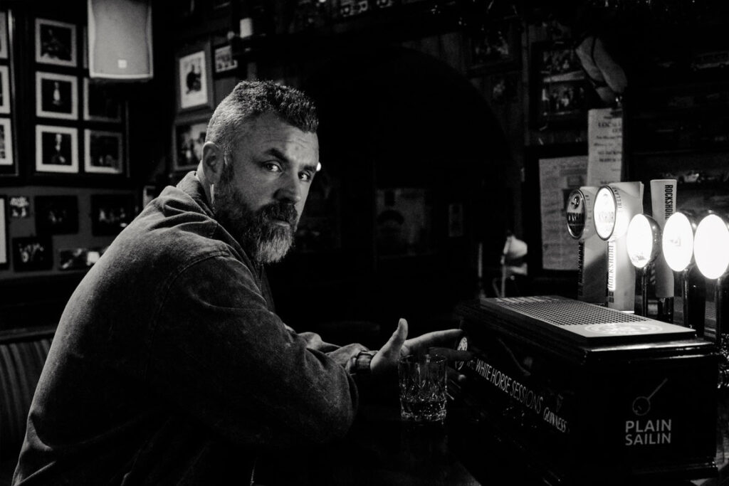 Mick Flannery (© Susie Conroy)