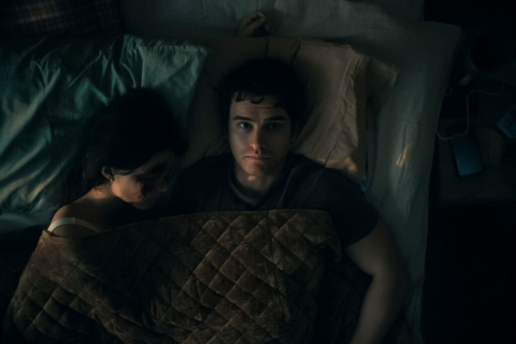 "Obsession – Du sollst mich lieben" Szenenbild (© 2026 Focus Features LLC)