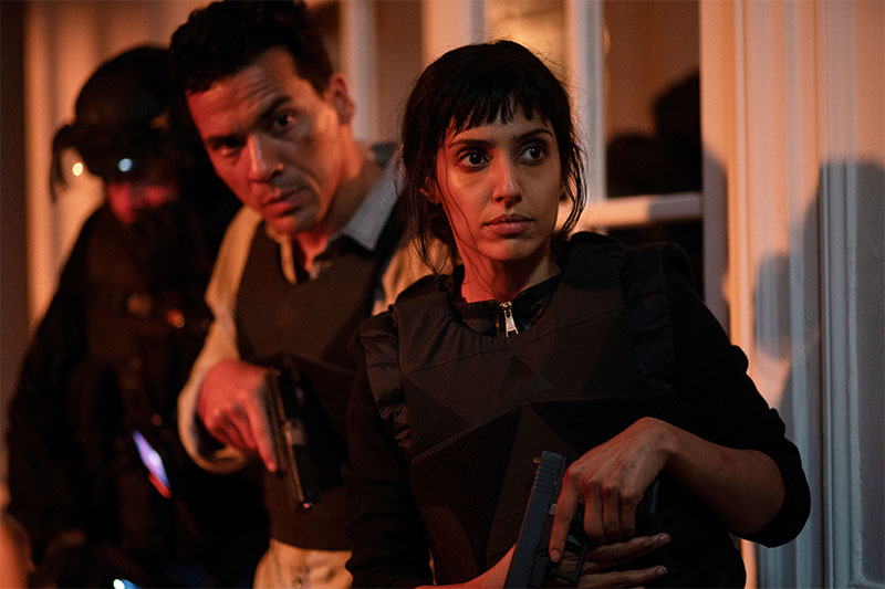 "Paris Has Fallen" Staffel 1 Szenenbild (© 2024 / URBAN MYTH FILMS Ltd – MILLENNIUM IP, INC – CANAL+)